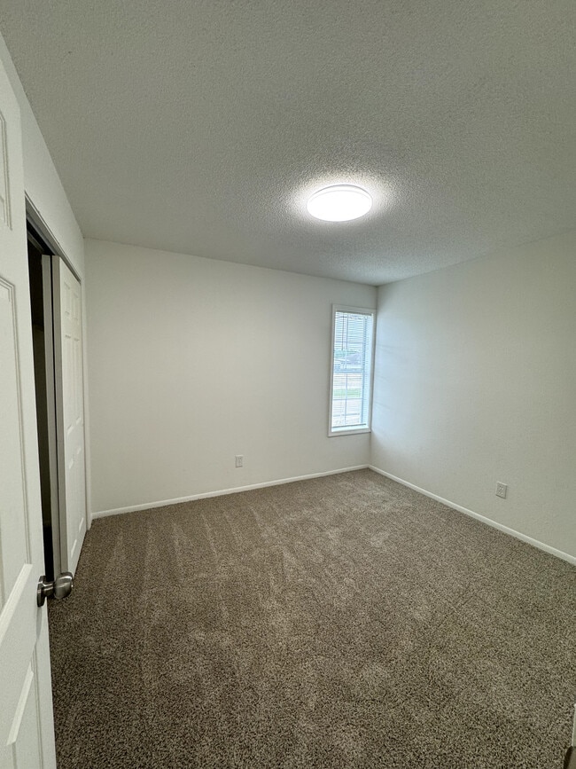 Photo - Admiral Pointe