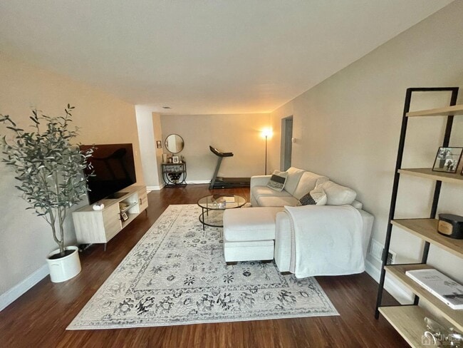 Photo - 614 Sharon Garden Ct Unit 614
