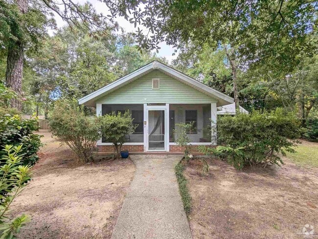 Building Photo - 3825 N 11th Ave Rental