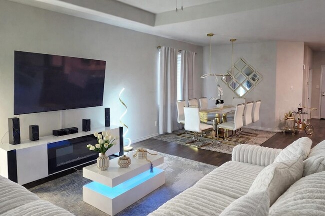 Photo - 9824 Dynamics Dr