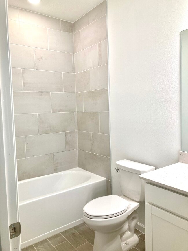 Photo - 3511 NE 38th Ln