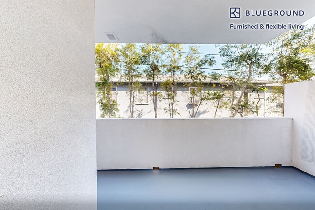 Photo - 518 N Gramercy Pl Unidad ID9356A