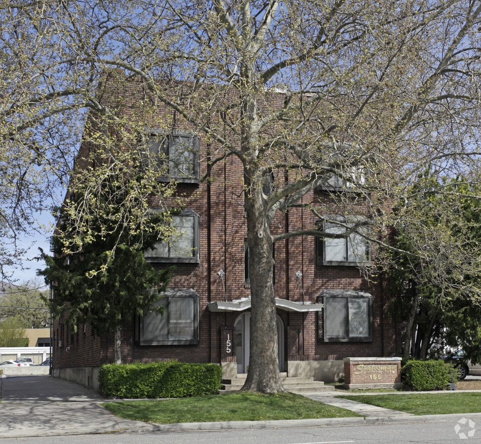 Photo - Statesman Apartments