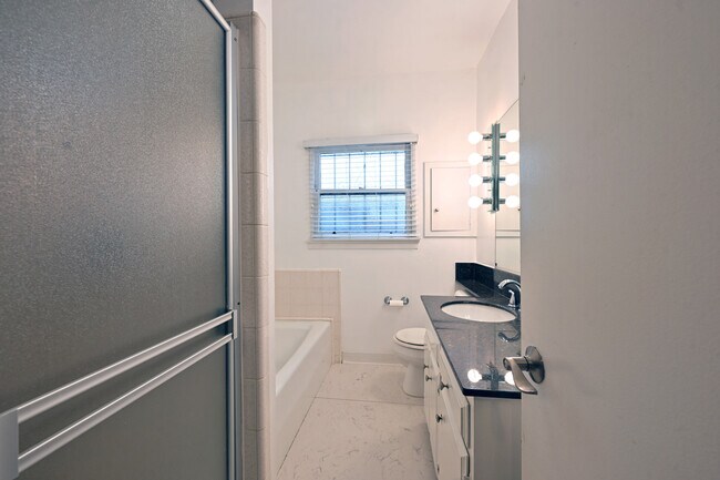 Photo - 149 S Crescent Dr