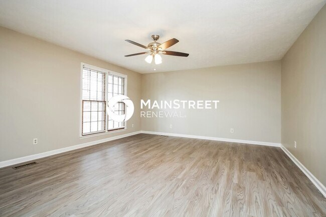 Photo - 3 Bedroom Pet-Friendly Home in Smyrna, TN with Main Street Renewal