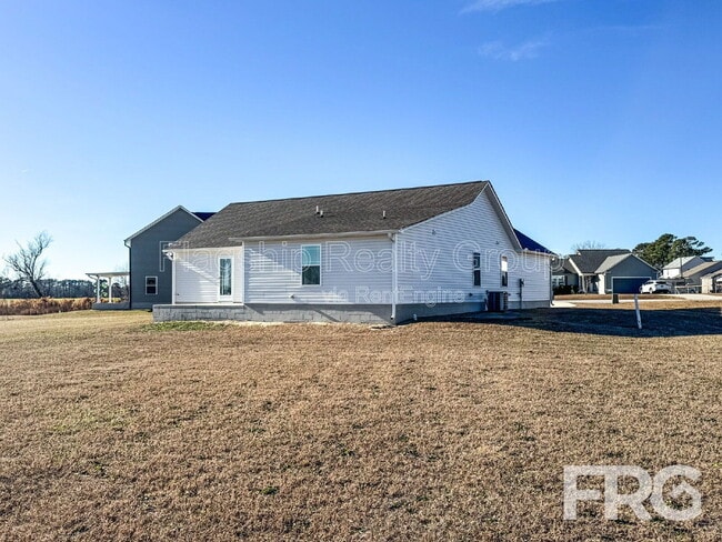 Photo - 102 Michael Thomas Pl