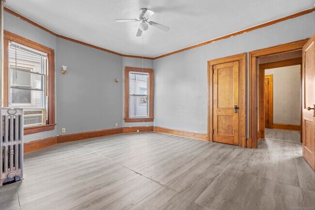 Photo - 351 Chestnut St Unit 2nd Floor