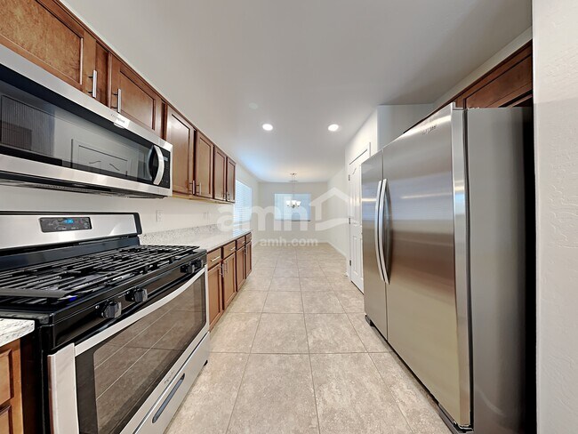 Photo - 1417 W Belmont Red Trail