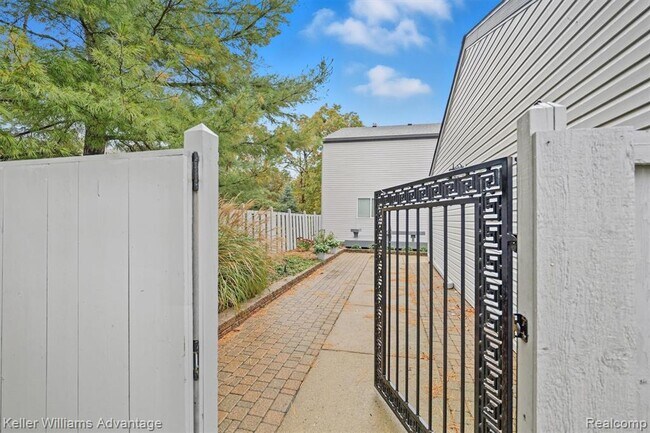 Photo - 2819 Monte Vista Ave