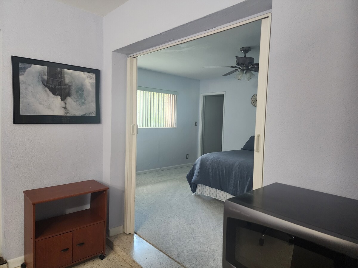 Photo - 465 S Fig Tree Ln