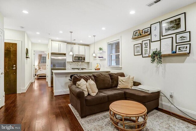 Photo - 3937 Davis Pl NW Unit 1