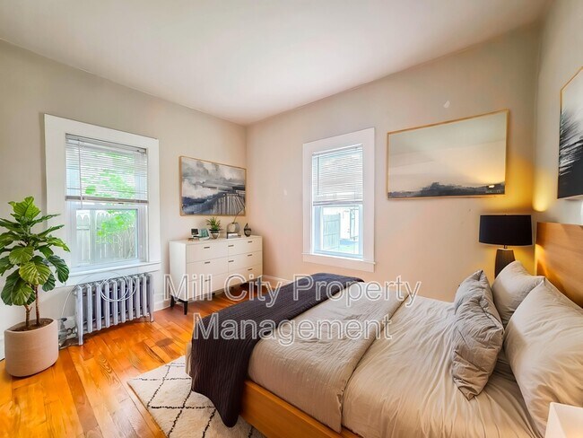 Photo - 195 Sagamore St