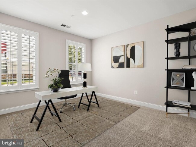 Photo - 5803 Lois Ln