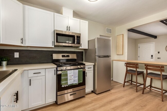 Photo - 4010 N 11th Ave