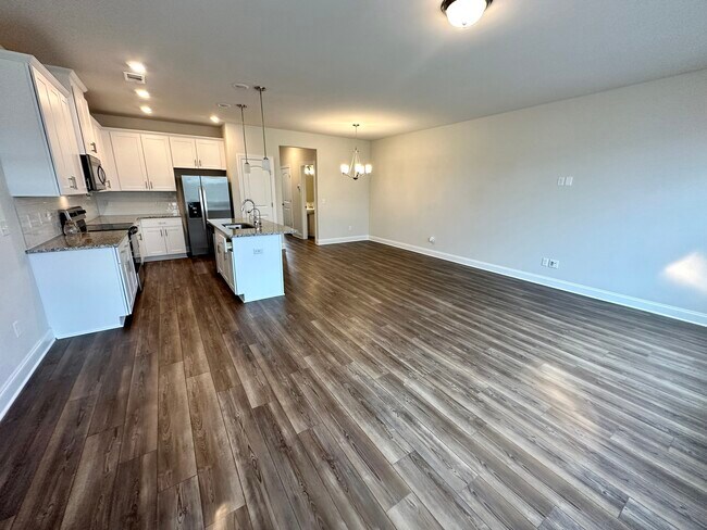 Photo - 304 Cheval Dr