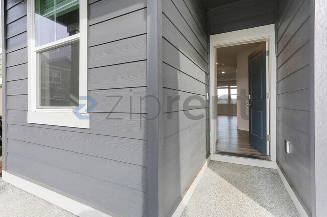 Photo - 11013 186th St E