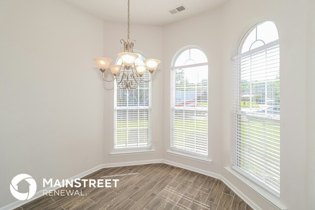 Photo - 5852 Eaton Cove