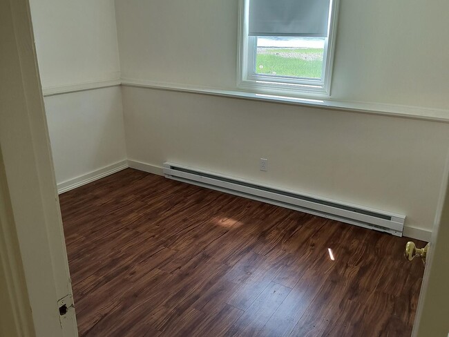 Photo - 8 Renarl Ave Unit 2