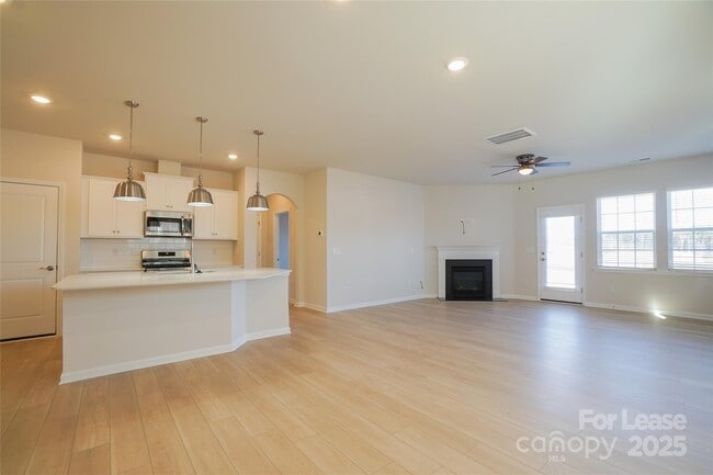 Photo - 1411 Caracara Ct