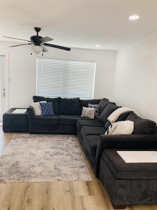 Photo - 2640 NE 10th Terrace