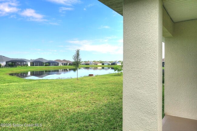 Photo - 1884 Middlebury Drive