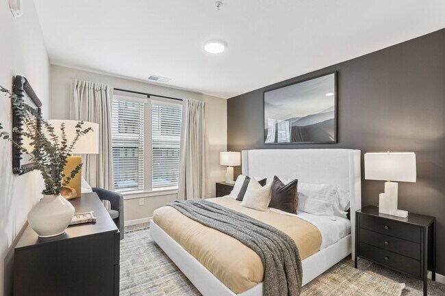 1BR, 1BA - 744SF - Primary Bedroom
