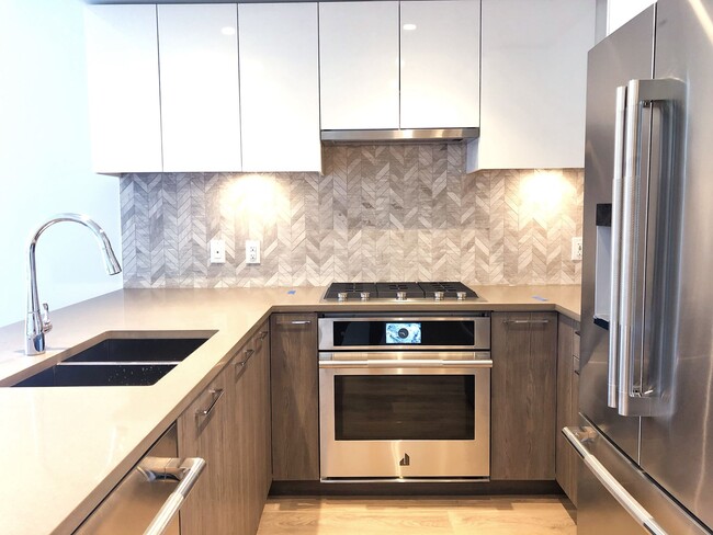 Photo - 8570 Rivergrass Dr