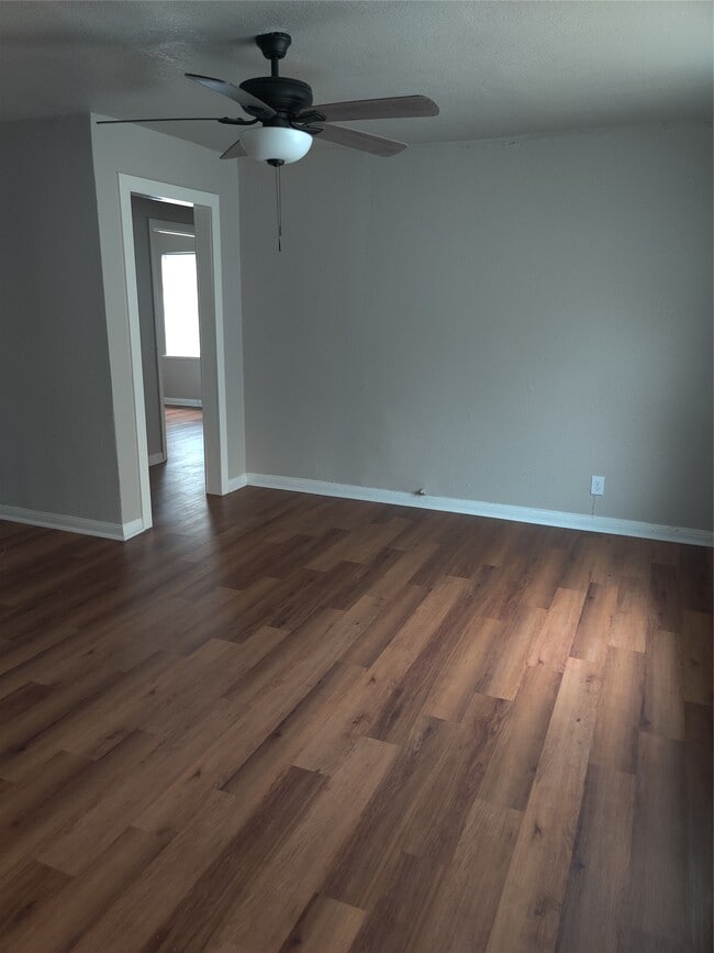 Photo - 1208 7th Ave N