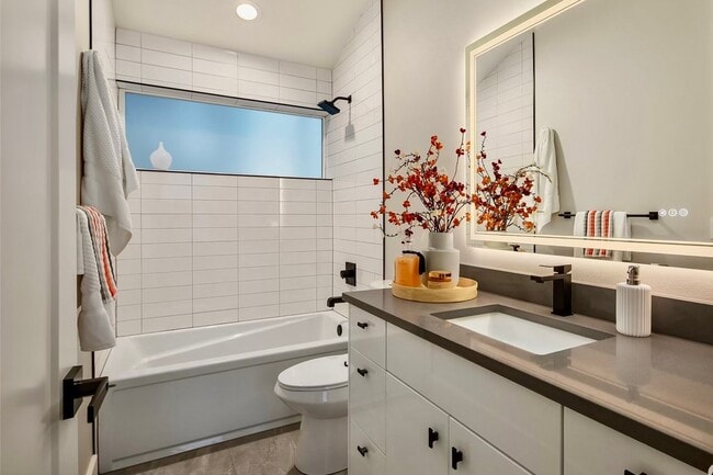 Photo - 2823 NW 57th St