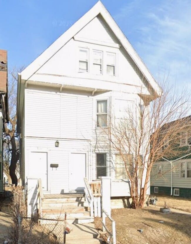 Building Photo - 3154-3156-3156 N 35th St Unit 3154 - Lower