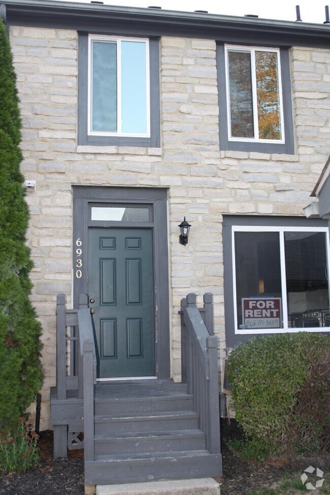 Building Photo - 6930 Avery Rd Rental