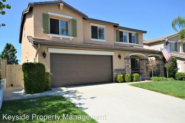 Photo - 4 br, 2.5 bath House - 33710 Abbey Road