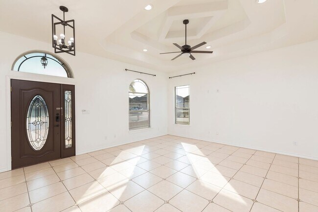 Photo - 210 Miranda Ln