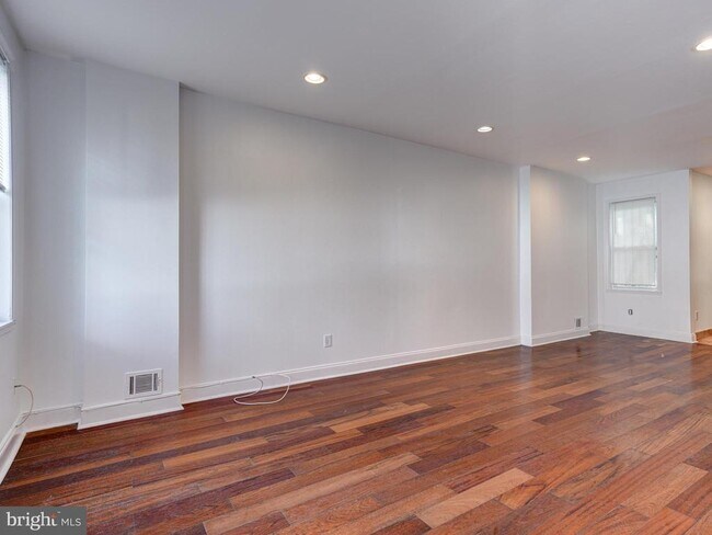 Photo - 2166 N 7th St