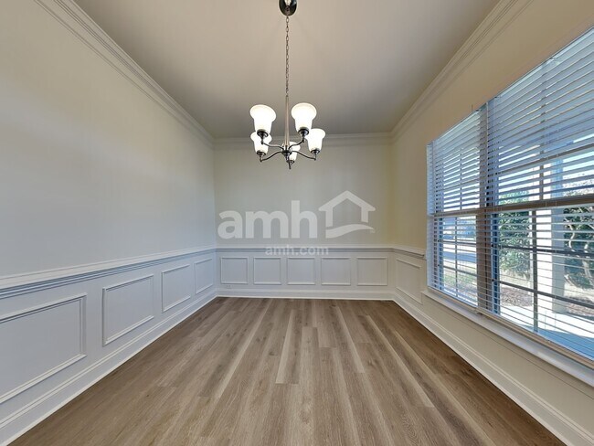 Photo - 806 Willow Tower Ct