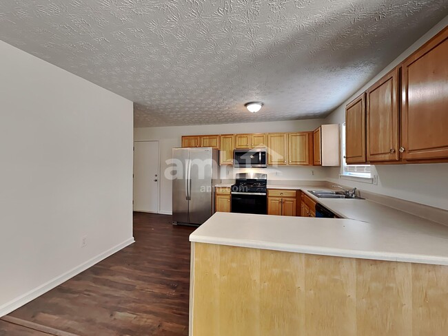 Photo - 750 Compton Ln