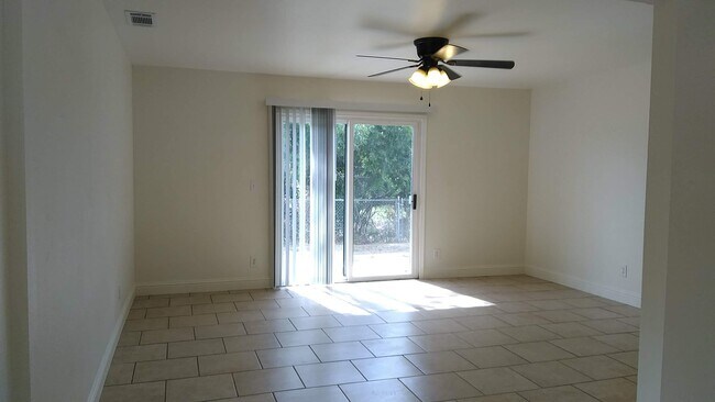 Photo - 1440 Orange St