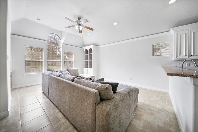 Photo - 4943 Gammage St