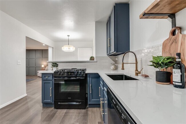 Photo - 3613 NW 53rd St