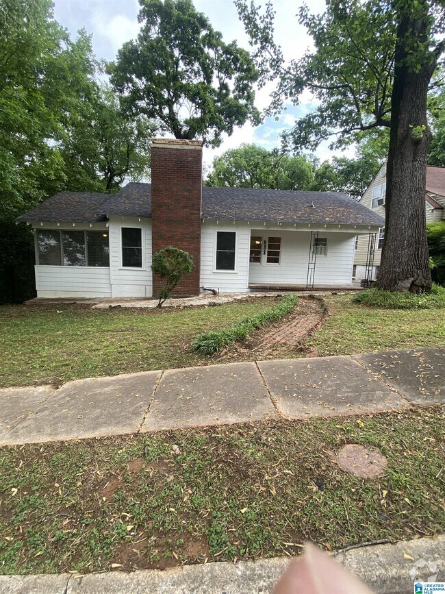 Building Photo - 833 77th Way S Rental