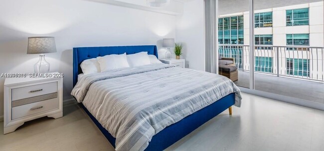 Photo - 1200 Brickell Bay Dr Unit 1808