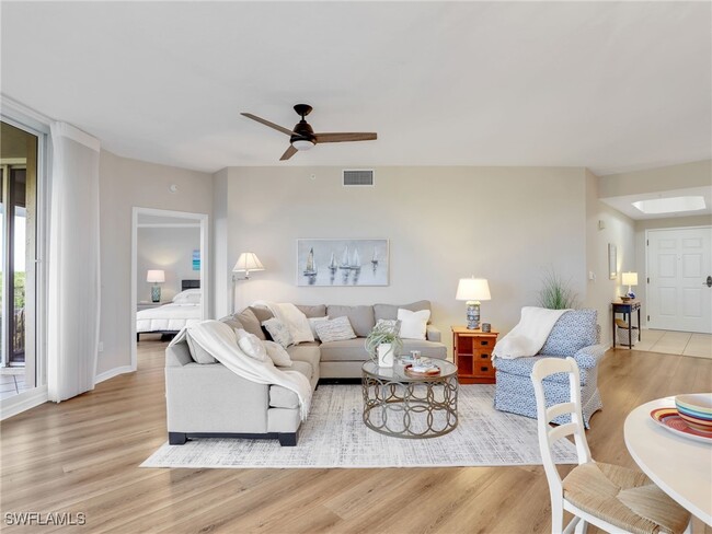 Photo - 1001 Arbor Lake Dr Unidad 102