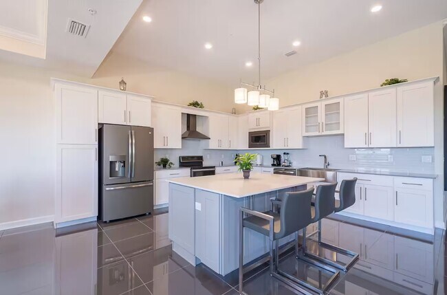 4731 Clock Tower Dr Unit 401