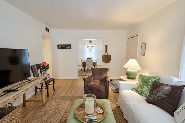 Photo - 2315 Branard St