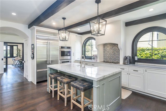 Building Photo - 640 Raymond Ave