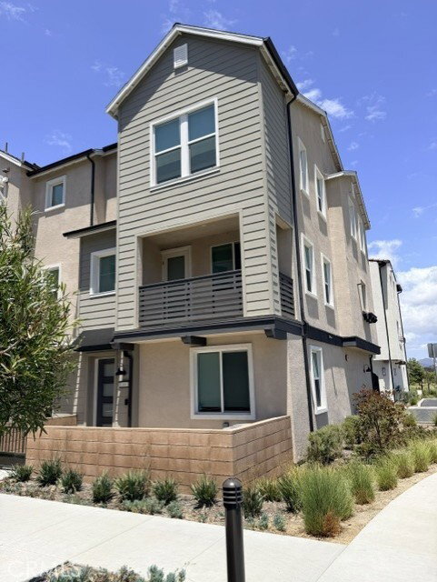 Building Photo - 32083 Paseo Vibrantre