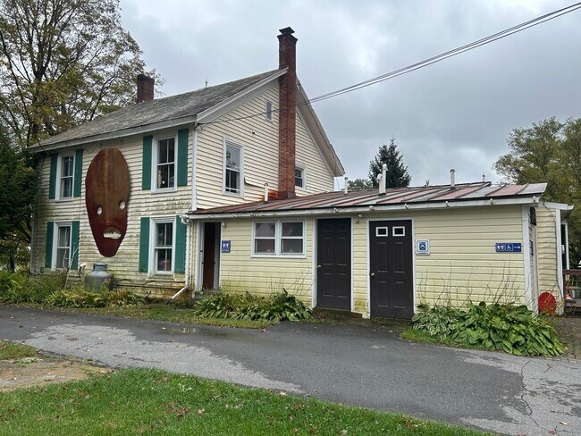 Photo - 19 Cary Rd Unit 2nd Fl Room South West