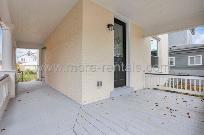 Photo - Stunning and move-in ready 3 bdr house