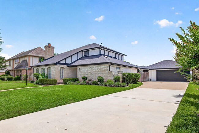 Photo - 4003 W Valley Dr