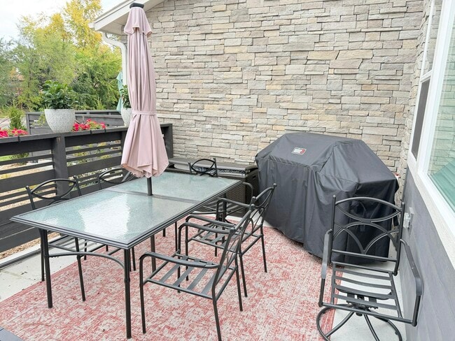 Photo - 2611 W 69th Ave